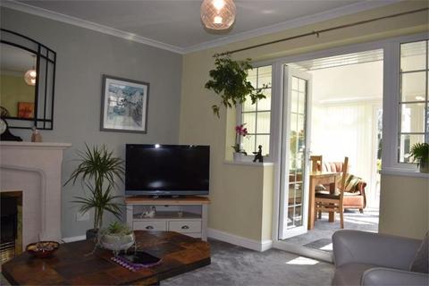 35 Beech Grove, Chepstow, NP16 5BD