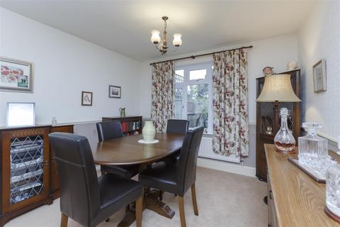 13 Audley End, Leicester, LE3 1GA