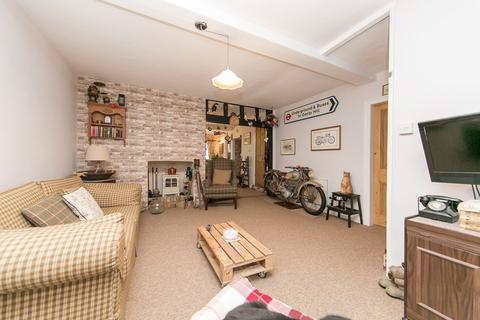 8 Bocking End, Braintree, CM7 9AA