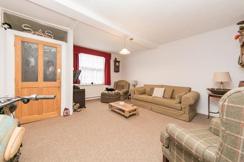 8 Bocking End, Braintree, CM7 9AA