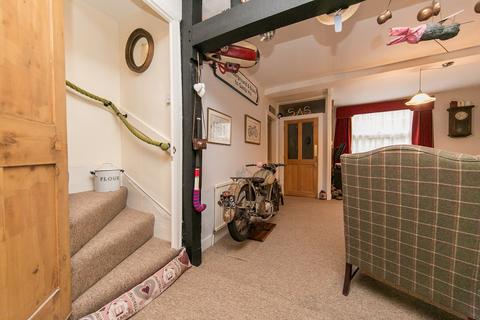 8 Bocking End, Braintree, CM7 9AA