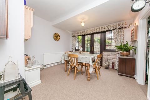 8 Bocking End, Braintree, CM7 9AA