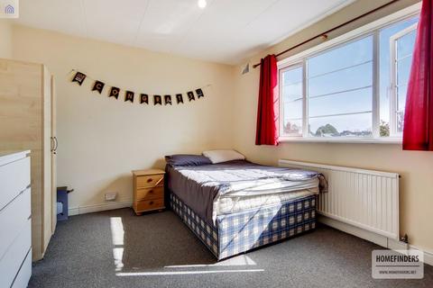 2 bedroom apartment for sale, Fairlop Road, Leytonstone, E11