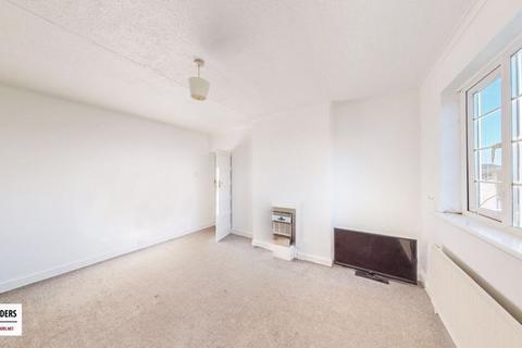 2 bedroom apartment for sale, Fairlop Road, Leytonstone, E11