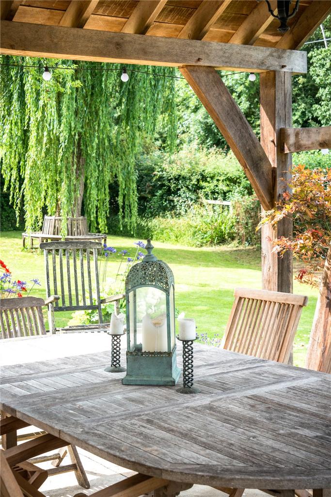 Outside Dining
