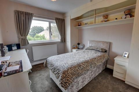 4 Douglas Road, Briercliffe, Burnley, BB10 2JQ
