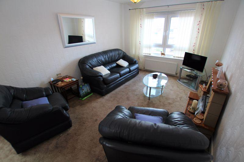 Aster Gardens, Motherwell 2 bed flat £49,995
