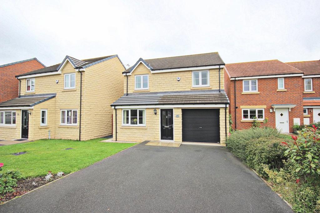 Holliday Close, Langley Moor, Durham 3 bed detached house £169,950