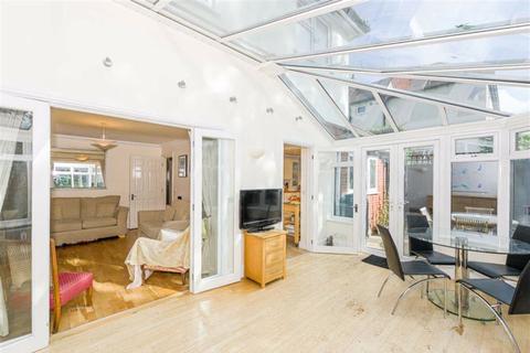 24 Windmill Avenue, Epsom, KT17 1LL
