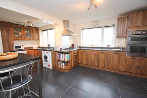 16 Chard Road, Clevedon, BS21 6LW