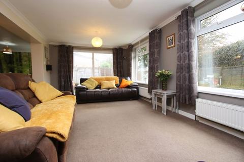 16 Chard Road, Clevedon, BS21 6LW