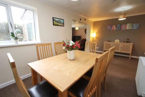 16 Chard Road, Clevedon, BS21 6LW