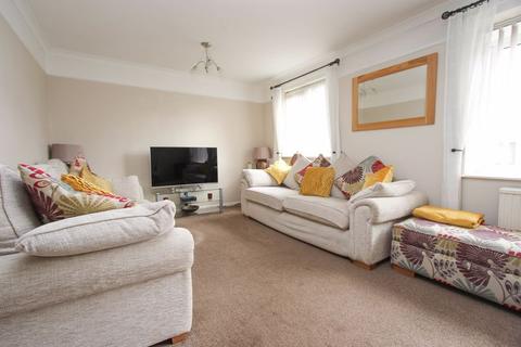 25 Bryant Gardens, Clevedon, BS21 5HE