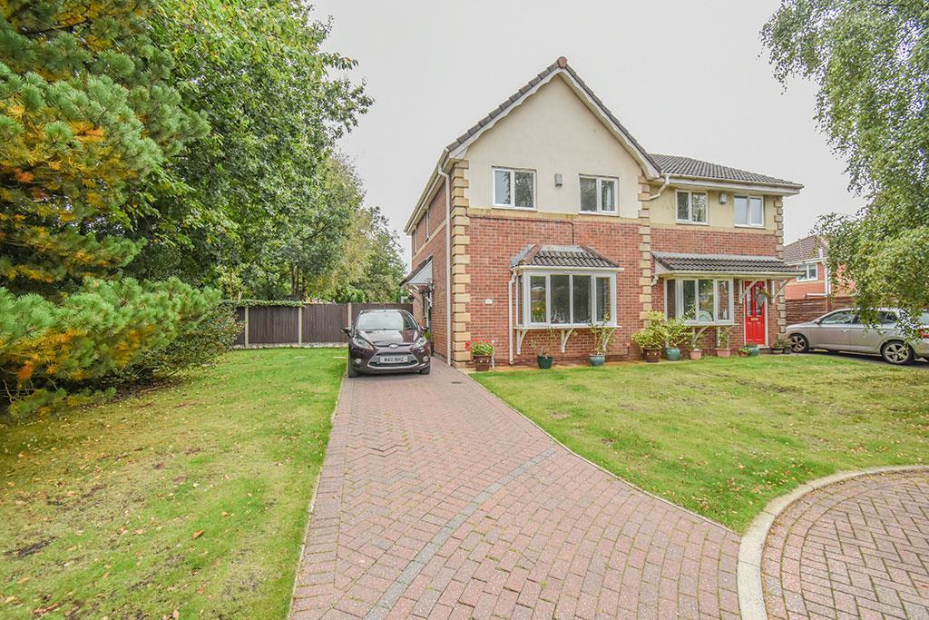 The Sidings, Darwen 3 bed semidetached house £159,950