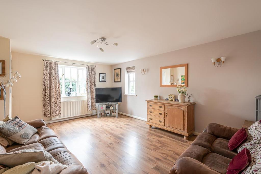 Glendale Cottage, Weaverthorpe, Malton, YO17 8EY 3 bed end of terrace