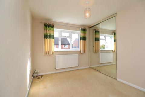 2 bedroom terraced house to rent, Redwind Way, Gloucester