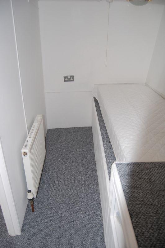 Single bedroom