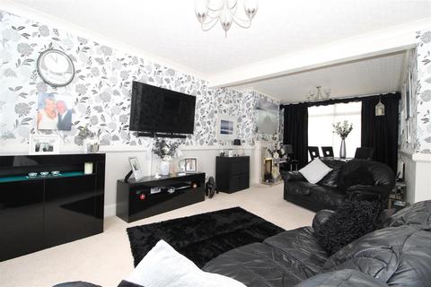 19 Burns Road, Coventry, CV2 4AD