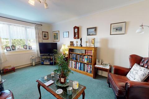 3 Forge Close, Eythorne, Dover, CT15 4DW