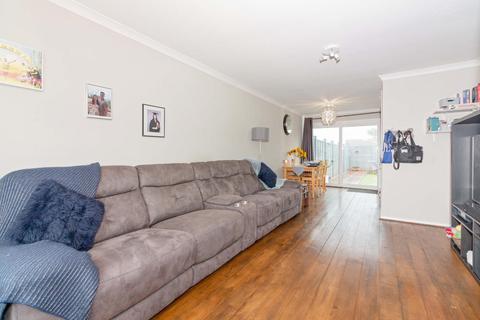 82 Brook Way, Lancing, BN15 8DH