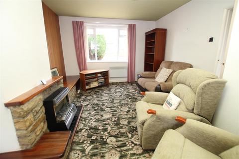 28 Fagley Drive, Bradford, BD2 3LE