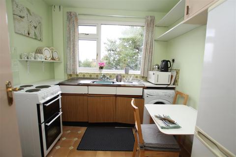 28 Fagley Drive, Bradford, BD2 3LE