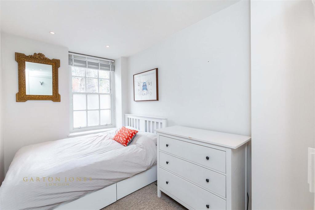 2nd Bedroom