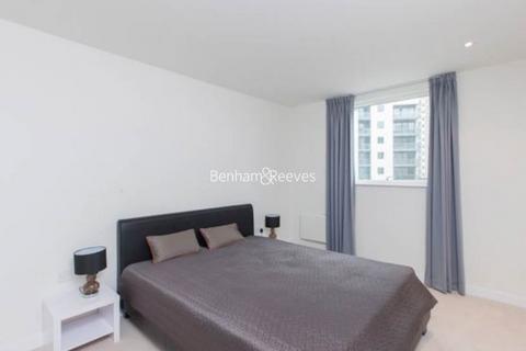 1 bedroom apartment to rent, Pump House Crescent, Kew Bridge West TW8