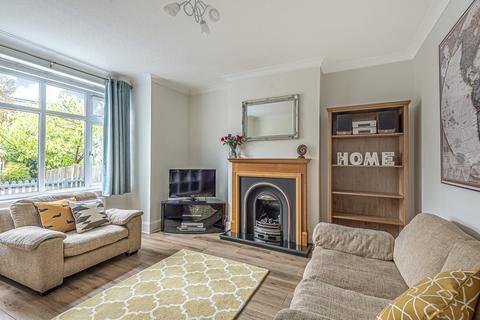 33 Highclere Road, New Malden, KT3 3HJ