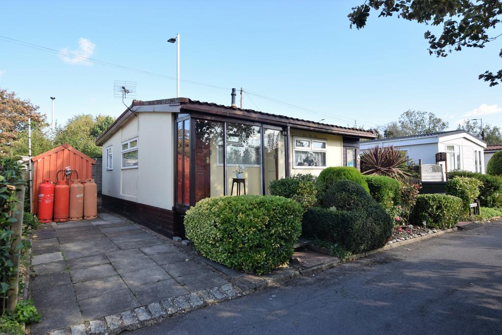 Marlborough Drive, Ringswell Park, EX2 2 bed mobile home £45,000
