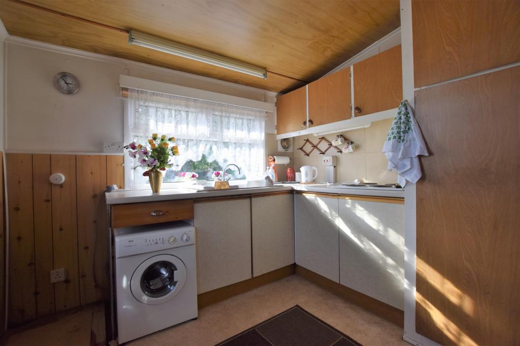 Marlborough Drive, Ringswell Park, EX2 2 bed mobile home £45,000