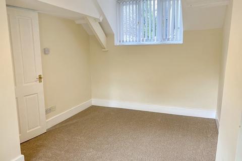 3 Ashfield Row, Llangadog, SA19 9NB