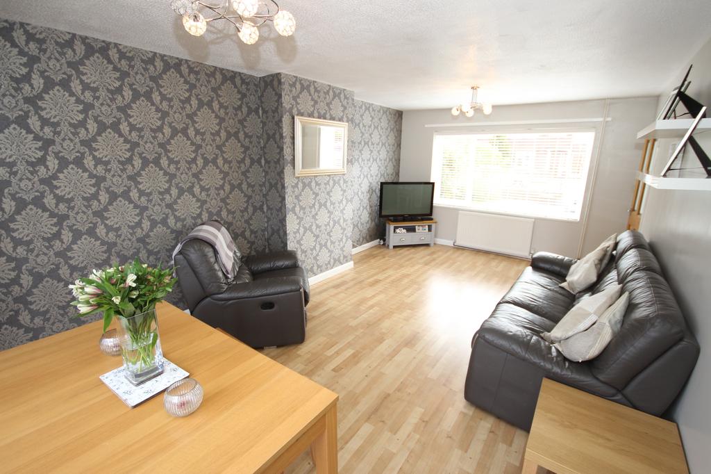 Harewood Crescent, Whitley Bay, Tyne... 3 bed terraced house £185,000