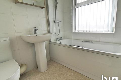 82 Chipperfield Road, Birmingham, B36 8BP