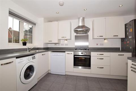 13 Brookfield Drive, Horley, RH6 9HN