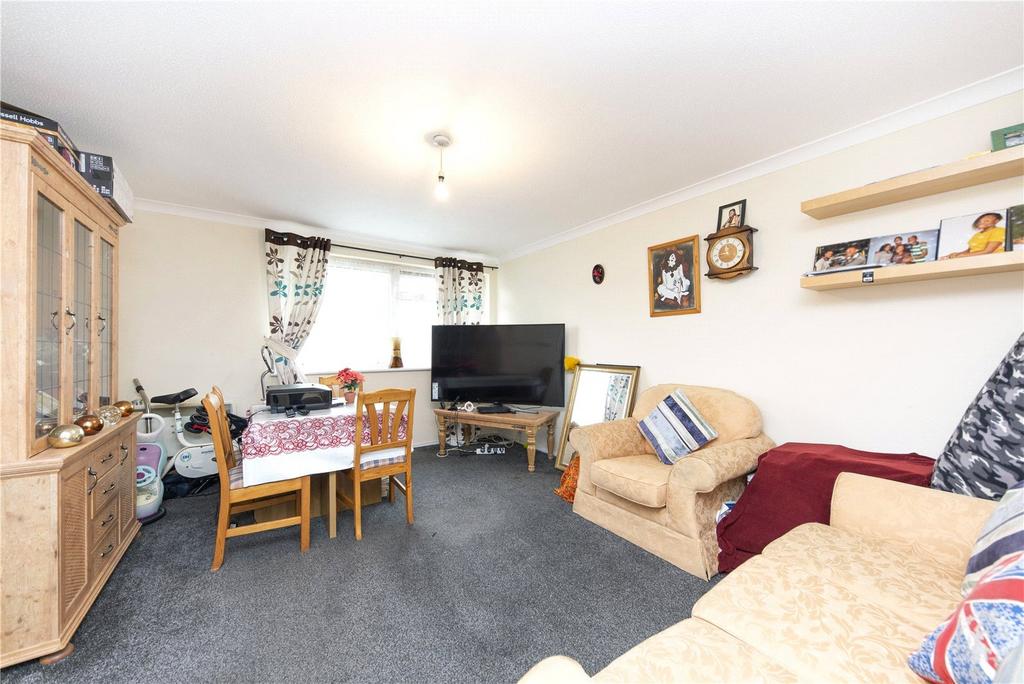 Willowhayne Drive, WaltononThames, Surrey, KT12 1 bed for