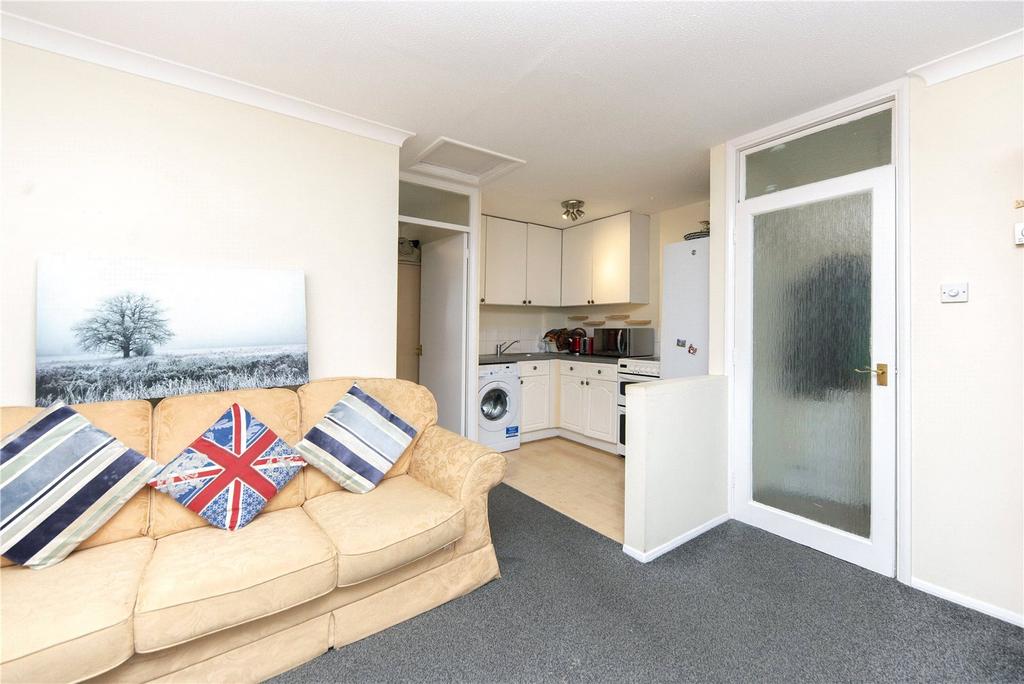 Willowhayne Drive, WaltononThames, Surrey, KT12 1 bed for