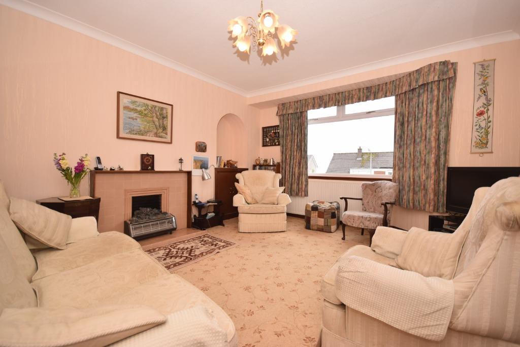 Beechlands Drive, Clarkston, Glasgow, G76 7UX 4 bed semidetached villa