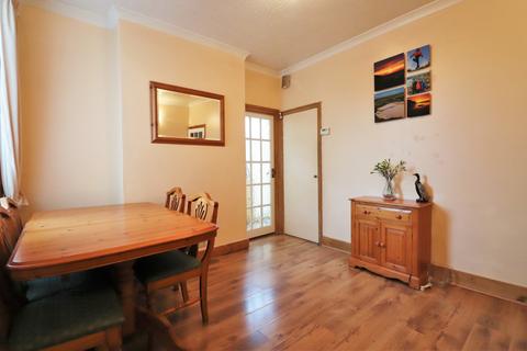 97 Canon Road, Bromley, BR1 2SL
