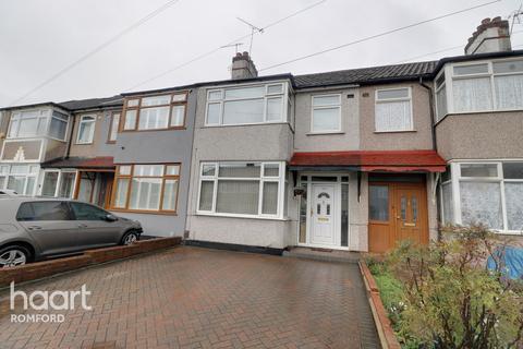 356 Crow Lane, Romford, RM7 0HJ