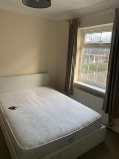 2 bedroom flat to rent, Bear Lane