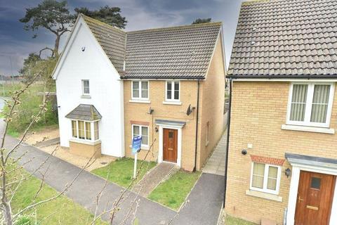 3 bedroom semi-detached house to rent, Juniper Road, Red Lodge, Bury St. Edmunds, Suffolk, IP28