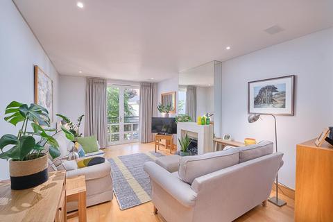 18 Grange Road, Clifton, Bristol, BS8 4EA
