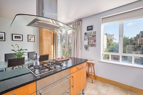 18 Grange Road, Clifton, Bristol, BS8 4EA