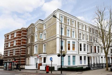 Studio to rent, Philbeach Gardens, Earls Court, London, SW5 SW5