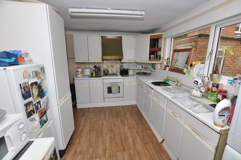 13 Beech Road, Carmarthen, SA31 3PR