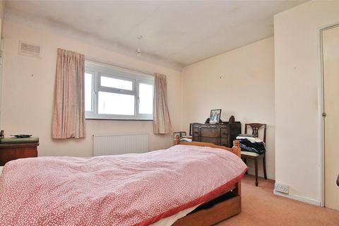 27 Georgelands, Ripley, Woking, GU23 6DE