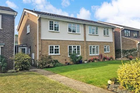 13 The Dell, Bexley, DA5 2AG
