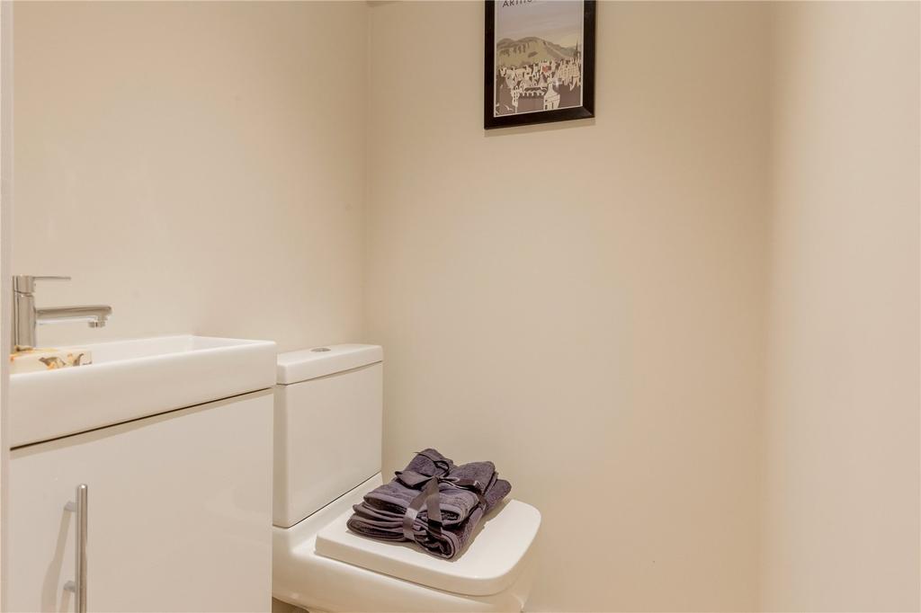 Wc Cloakroom