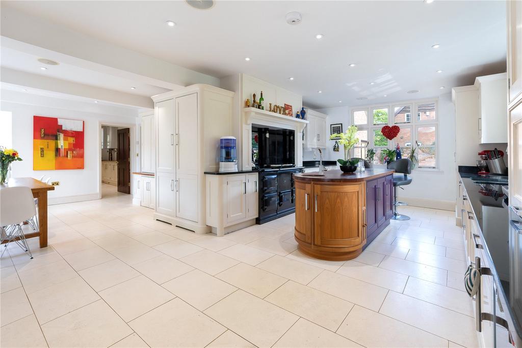 Kitchen/Breakfast